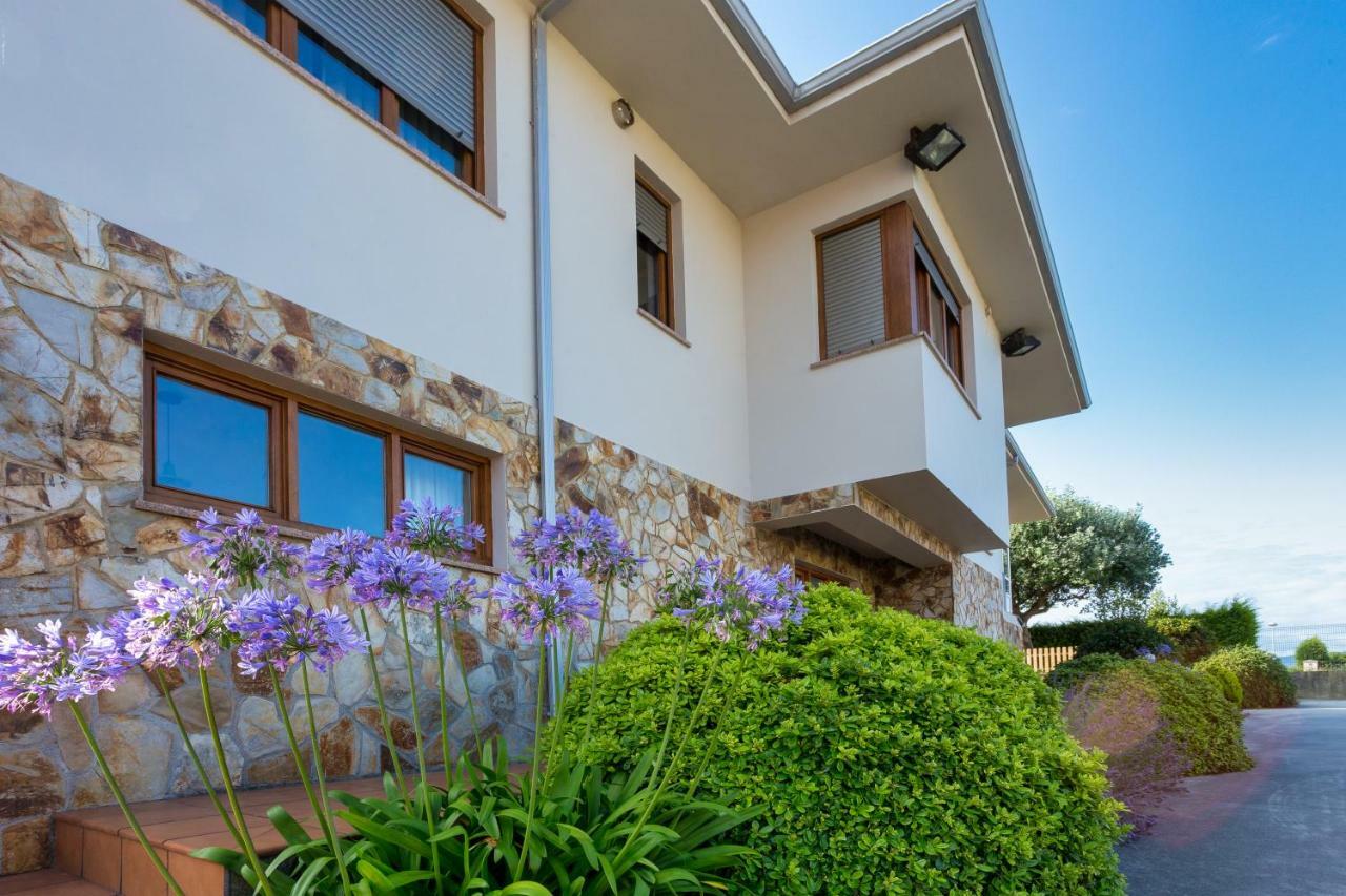 Apartamentos Barcella Tapia Тапиа де Касариего Екстериор снимка